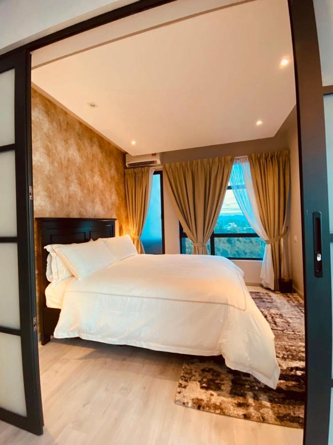 Petronella Suites Apartment @ Jesselton Quay Kota Kinabalu Ngoại thất bức ảnh