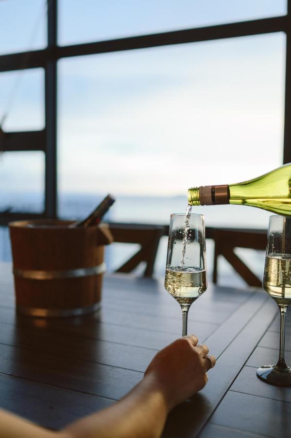 Petronella Suites Apartment @ Jesselton Quay Kota Kinabalu Ngoại thất bức ảnh
