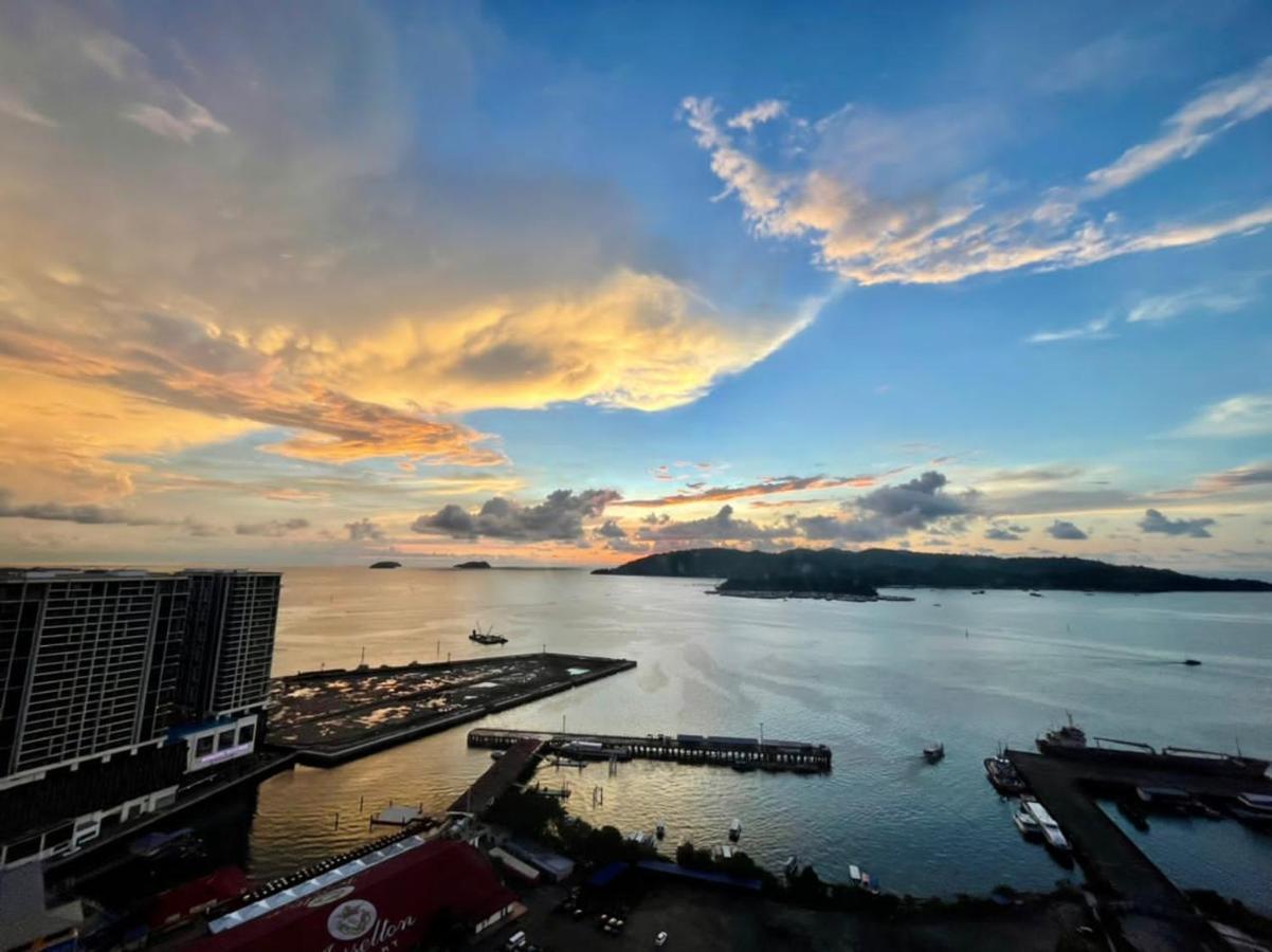 Petronella Suites Apartment @ Jesselton Quay Kota Kinabalu Ngoại thất bức ảnh