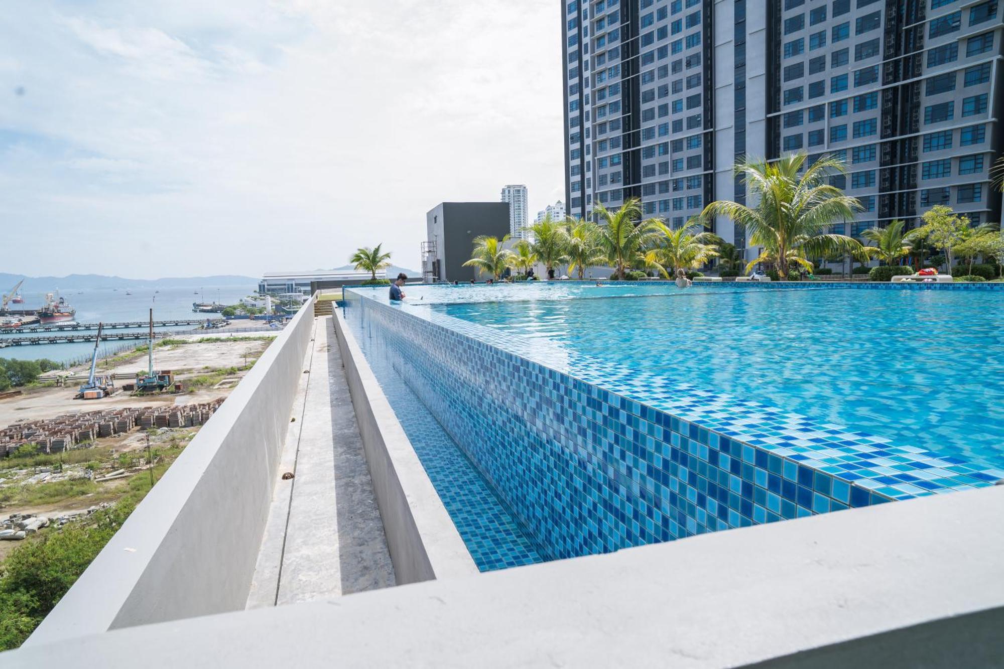Petronella Suites Apartment @ Jesselton Quay Kota Kinabalu Ngoại thất bức ảnh